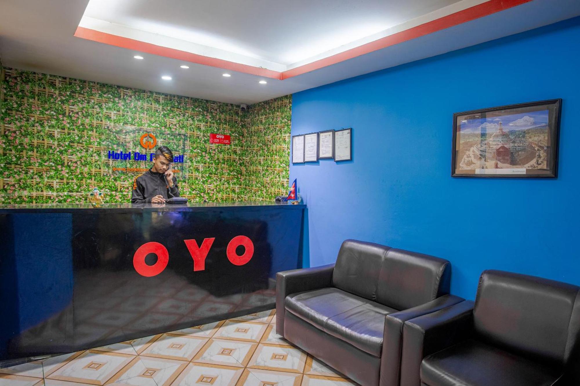 Oyo 808 Hotel Om Ganapati Pvt Ltd Kathmandu Esterno foto